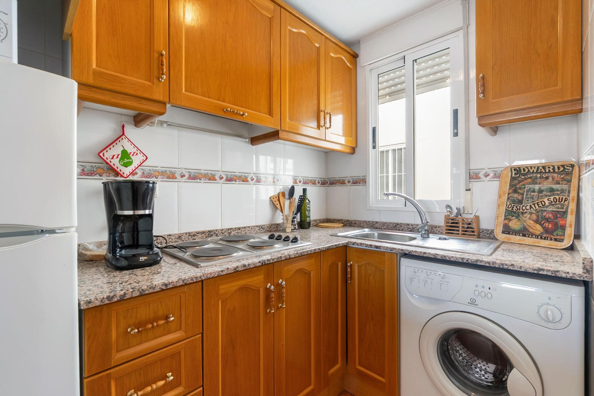 1-Bedroom Penthouse Apartment in Torrevieja | Sunny Casa... - Image 8