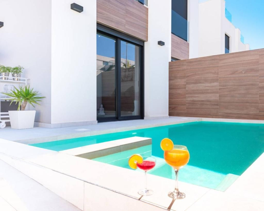 4-Bedroom Detached House in Benijofar | Sunny Casas - Co... - Image 24