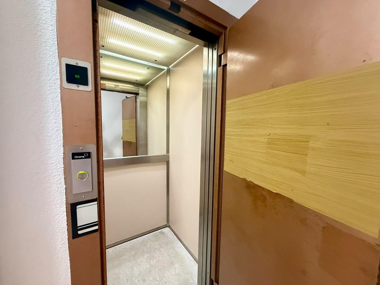 1-Bedroom Apartment in Estacion de Autobuses, Torrevieja - Image 20