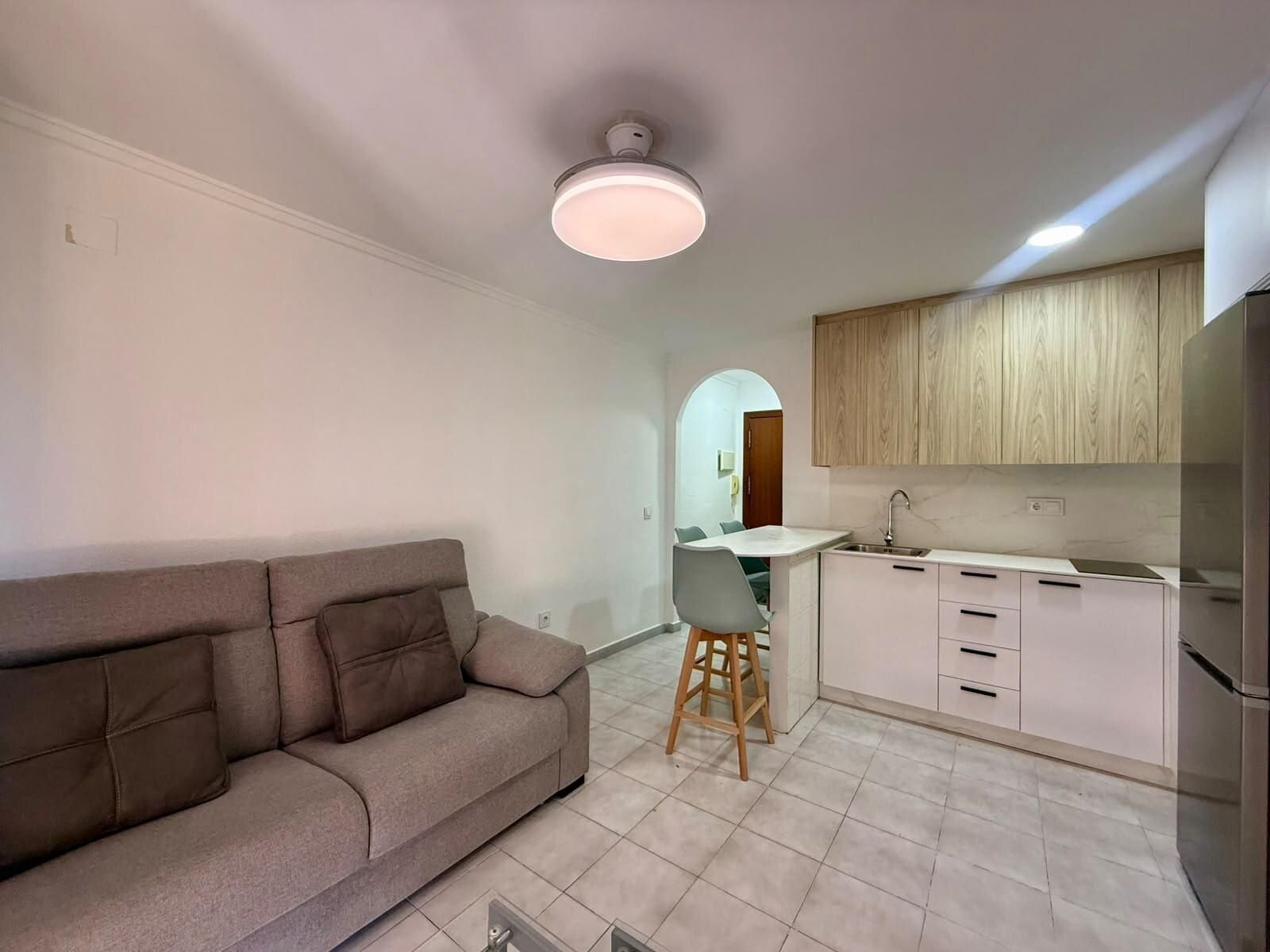 1-Bedroom Apartment in Estacion de Autobuses, Torrevieja - Image 5