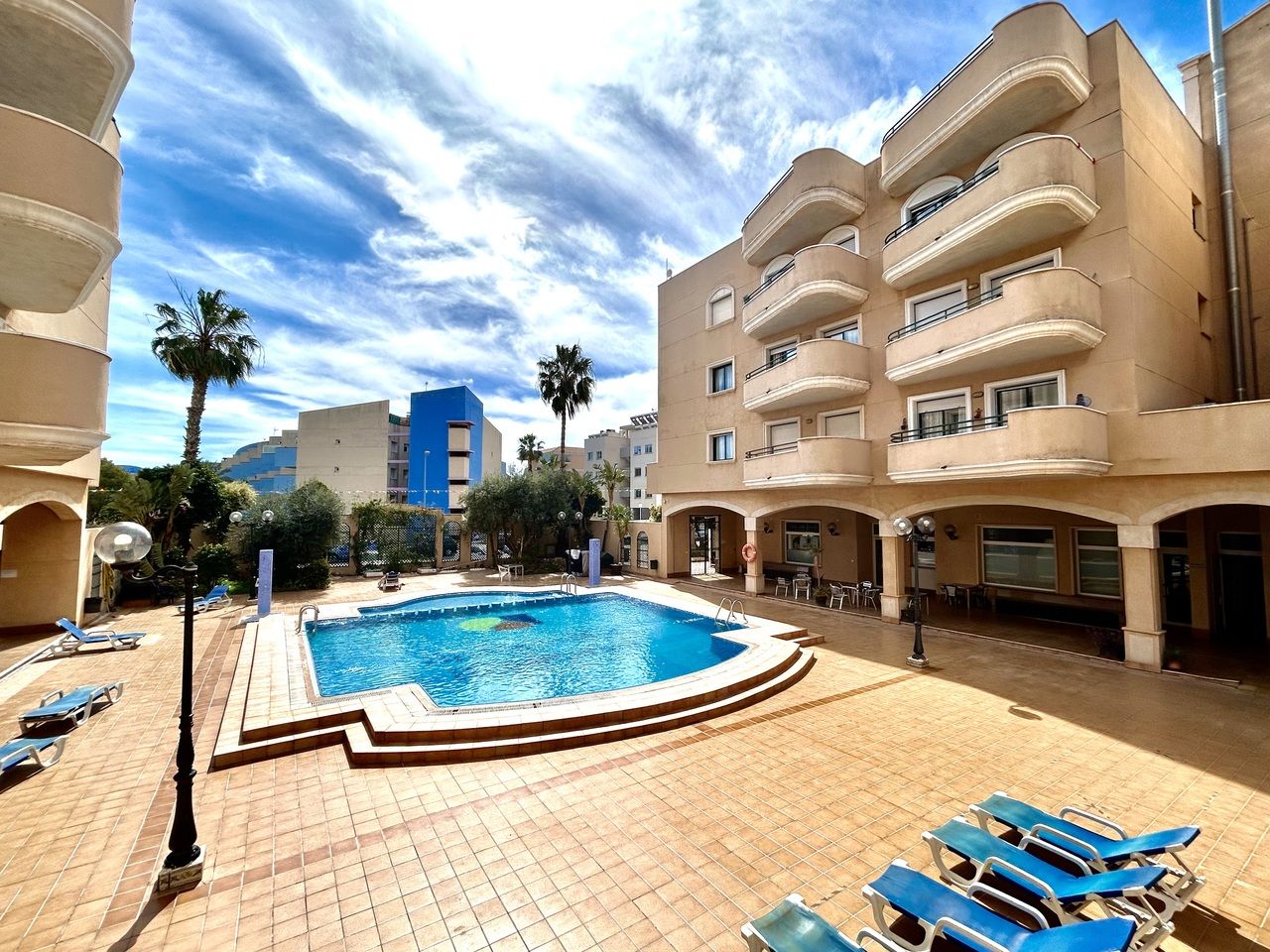 2-Bedroom Apartment in Cabo Roig, Cabo Roig - Image 2