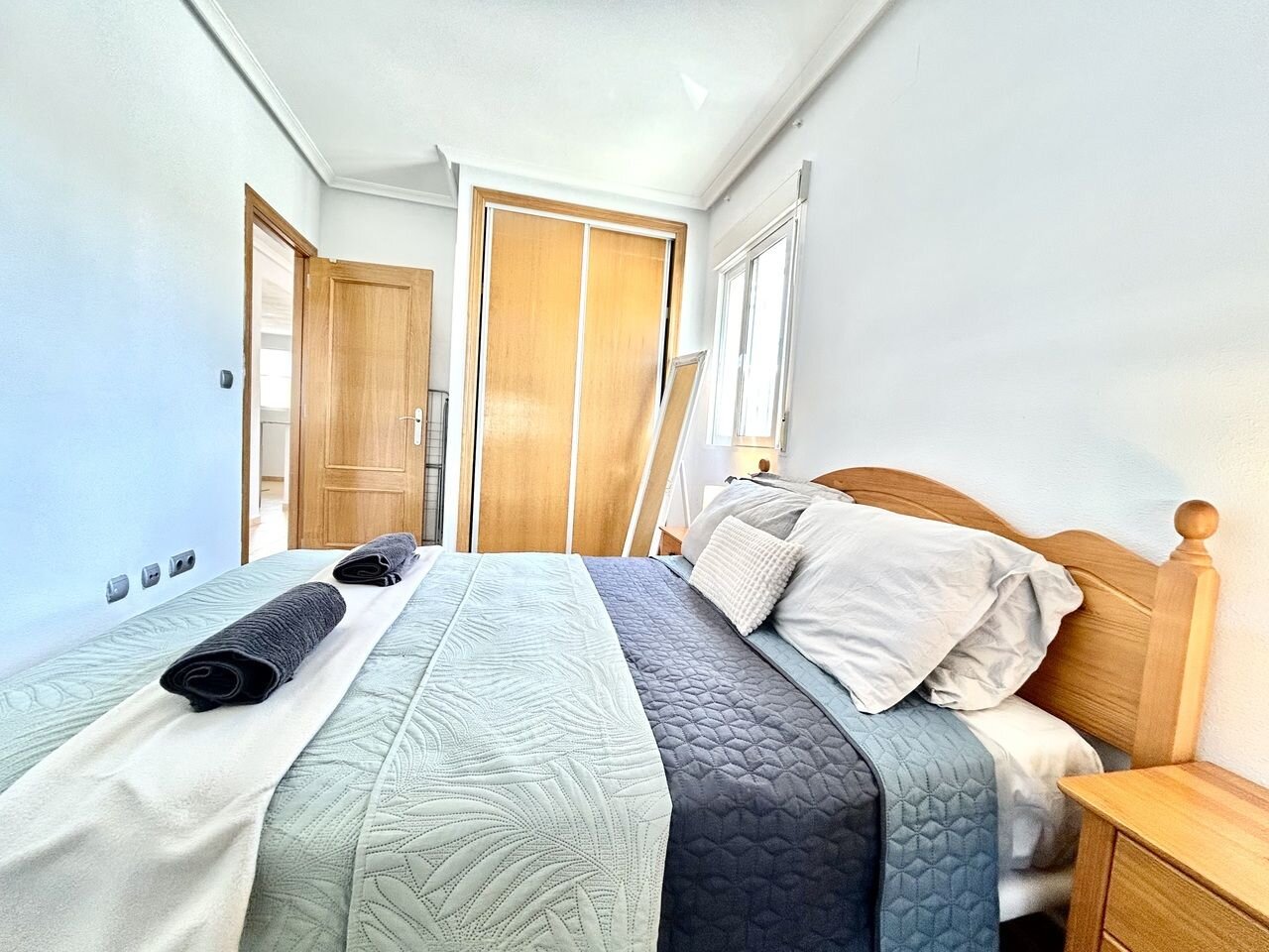 2-Bedroom Apartment in Villamartin, Orihuela Costa - Image 17