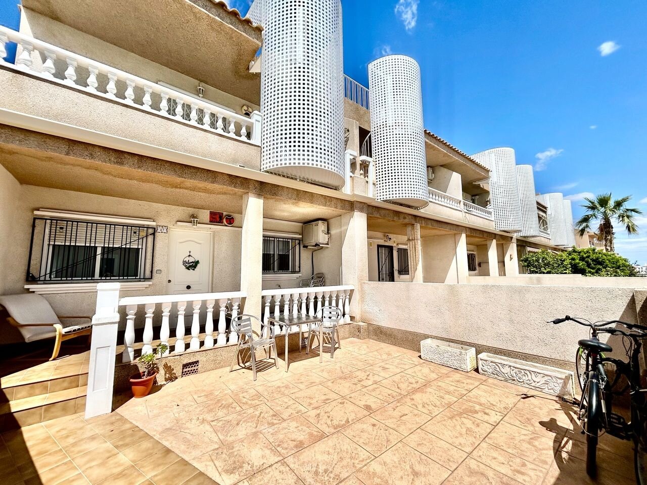 2-Bedroom Apartment in Villamartin, Orihuela Costa - Image 31