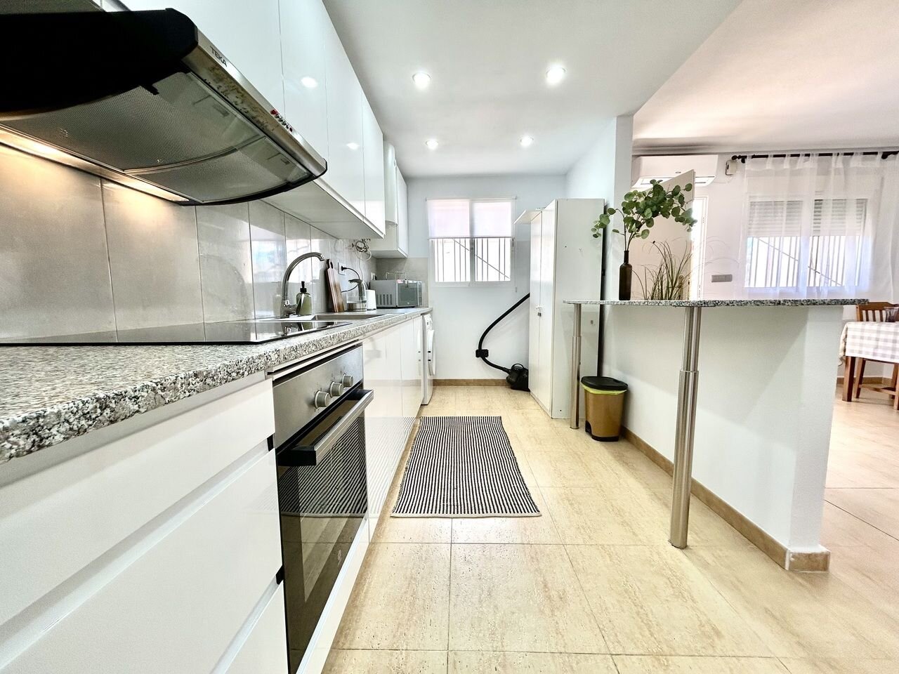 2-Bedroom Apartment in Villamartin, Orihuela Costa - Image 9