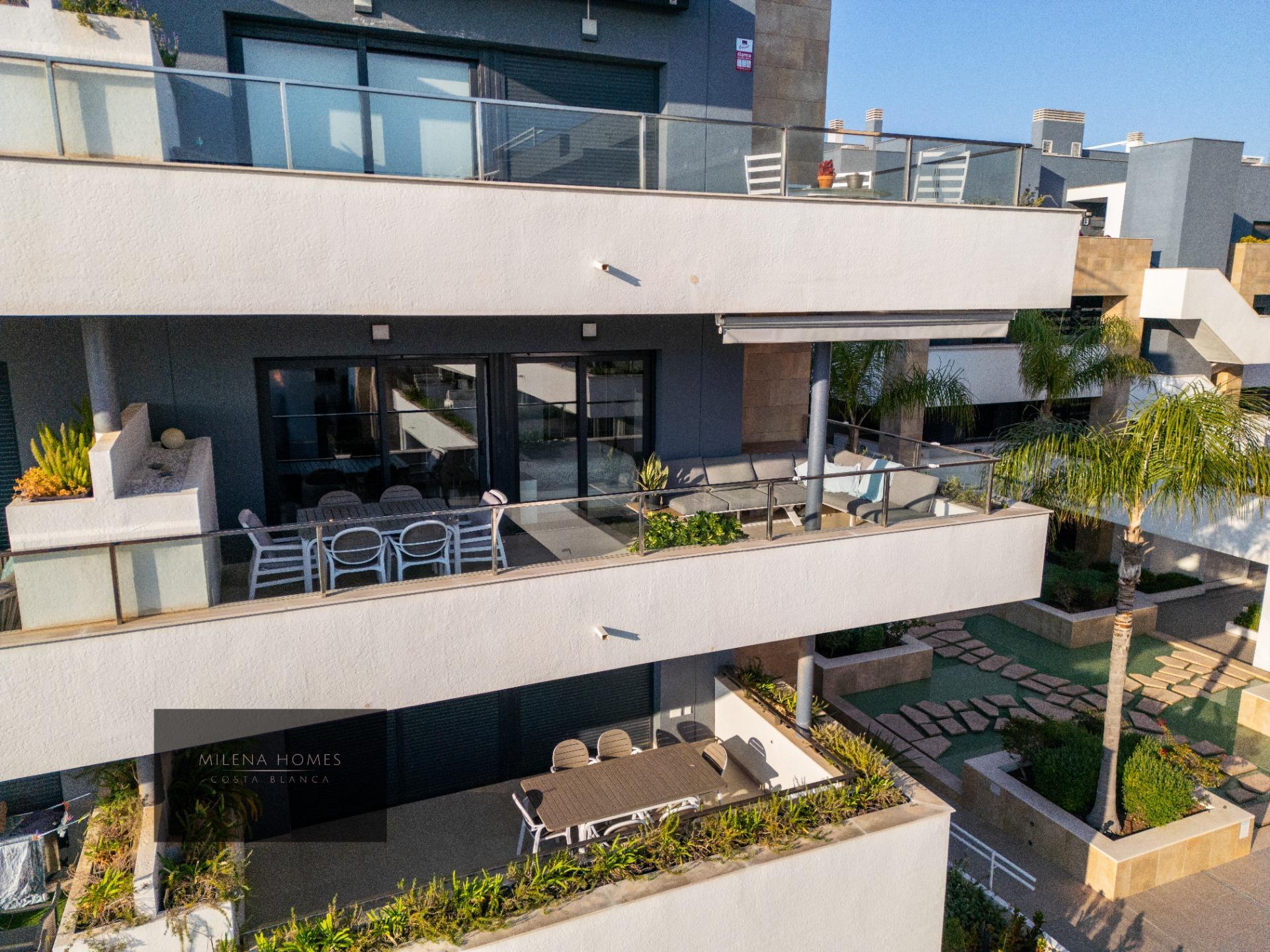 3-Bedroom Apartment in La Zenia, Orihuela Costa - Image 14