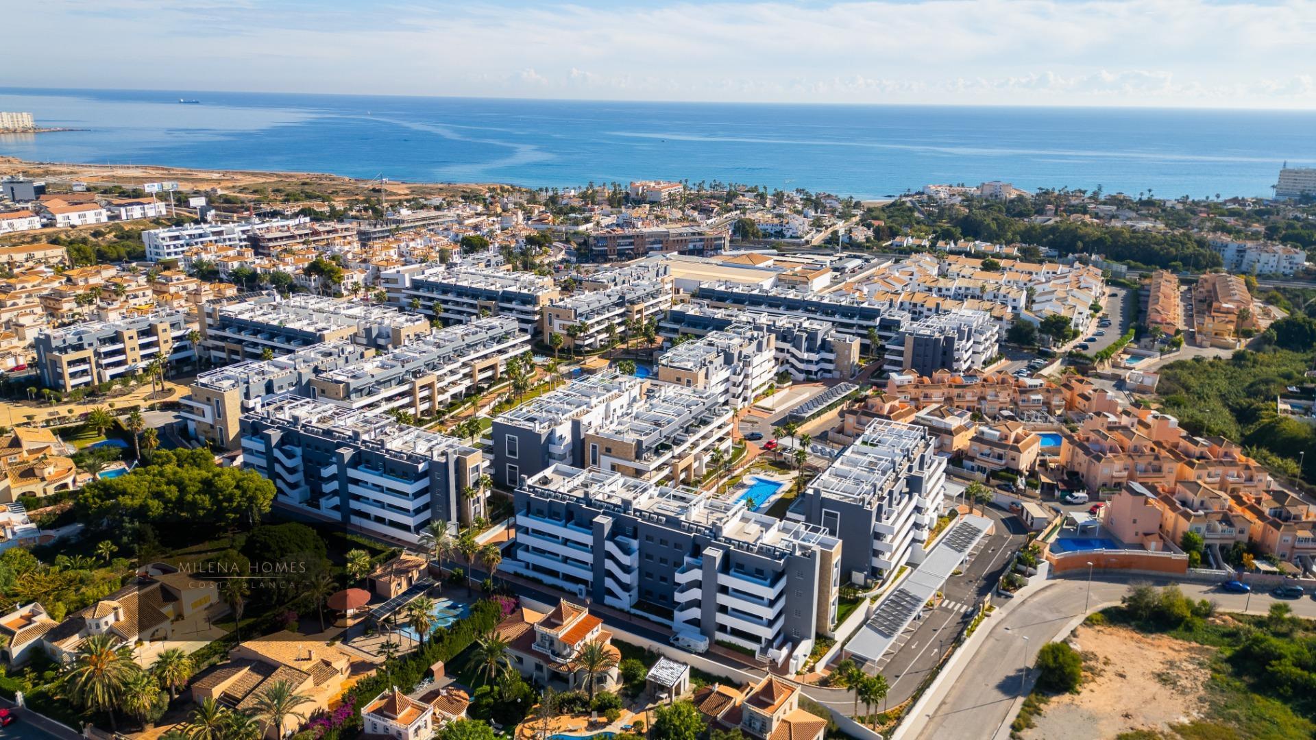 3-Bedroom Apartment in La Zenia, Orihuela Costa - Image 16