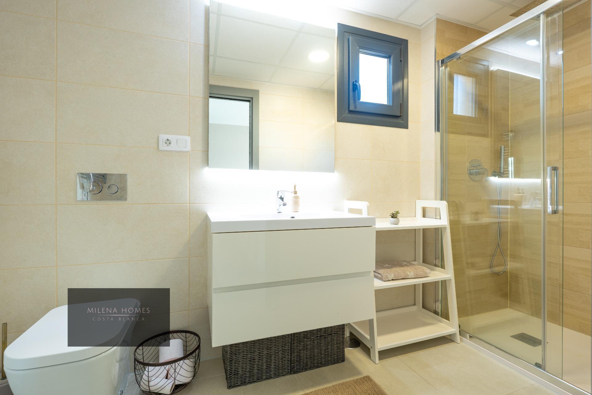 3-Bedroom Apartment in La Zenia, Orihuela Costa - Image 33