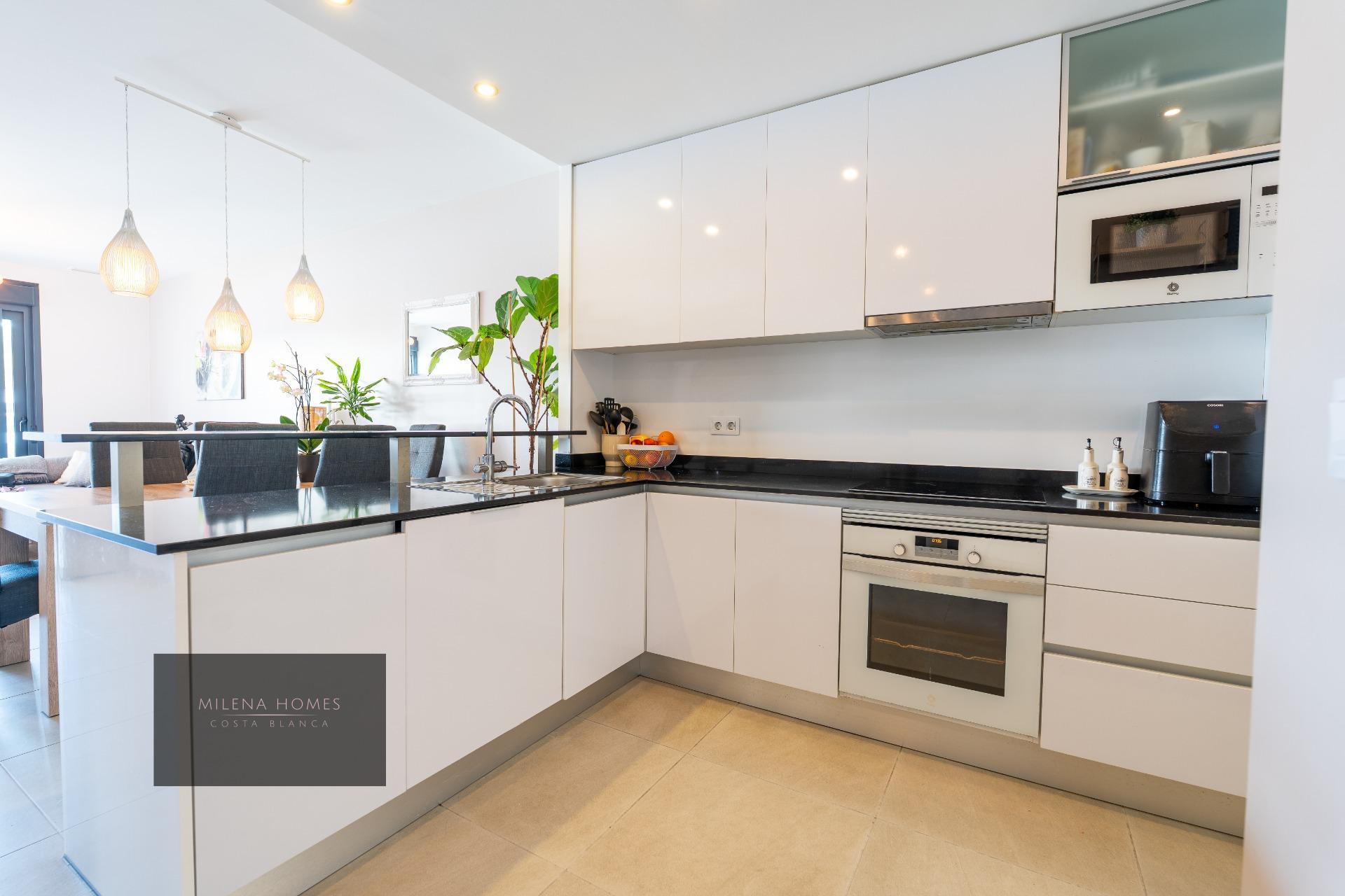 3-Bedroom Apartment in La Zenia, Orihuela Costa - Image 40
