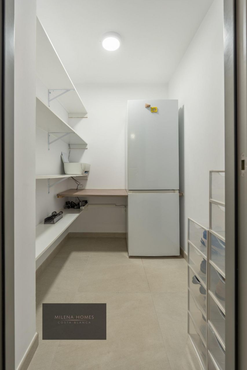 3-Bedroom Apartment in La Zenia, Orihuela Costa - Image 45