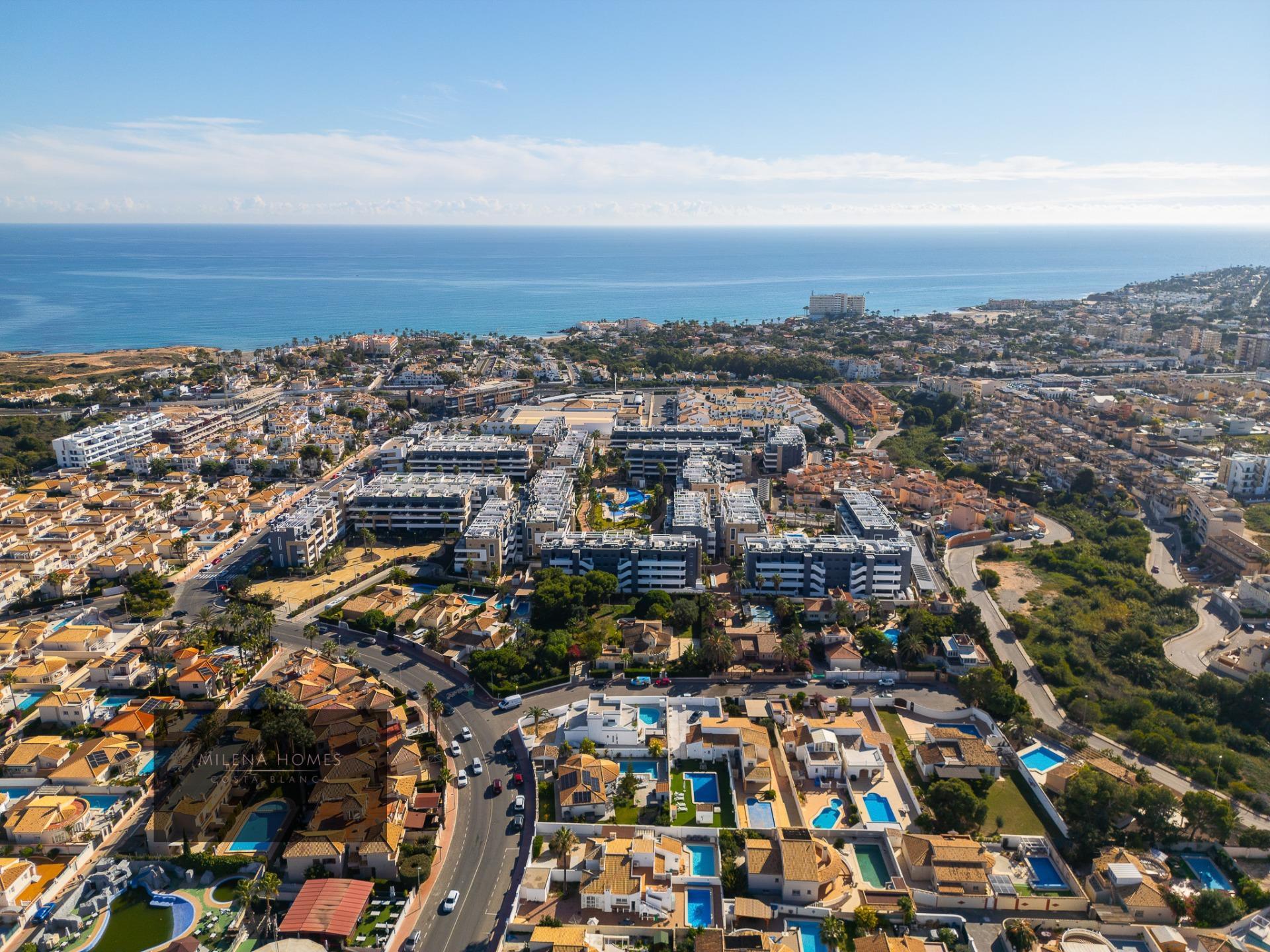 3-Bedroom Apartment in La Zenia, Orihuela Costa - Image 7