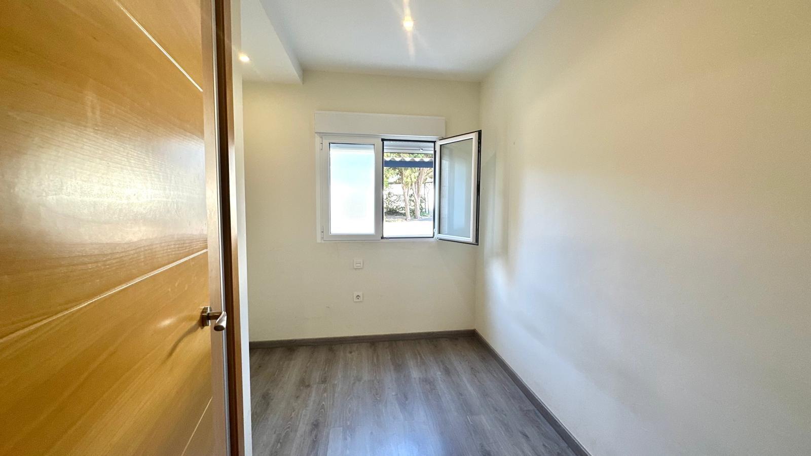 3-Bedroom Apartment in Altos de Campoamor, Orihuela Costa - Image 40