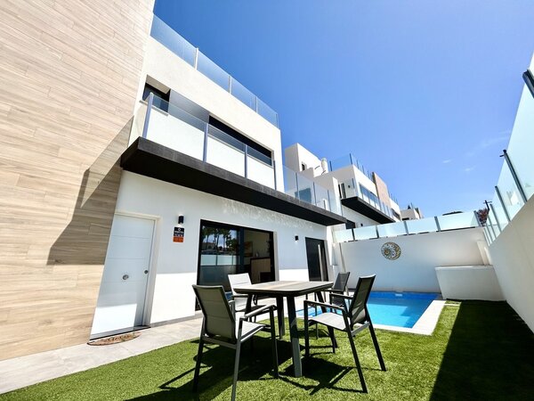 2-Zimmer Villa in Villamartin, Orihuela Costa