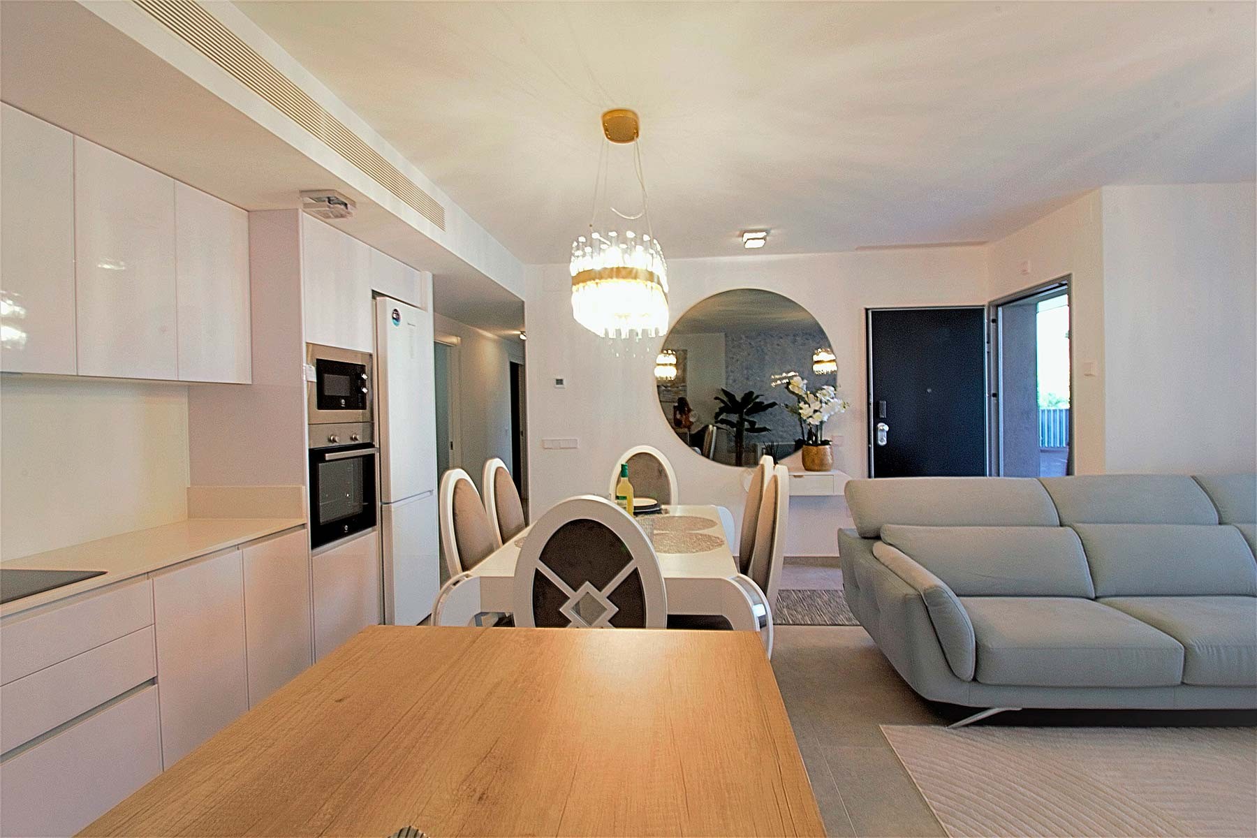 3-Bedroom Apartment in Gran Alacant - Image 5