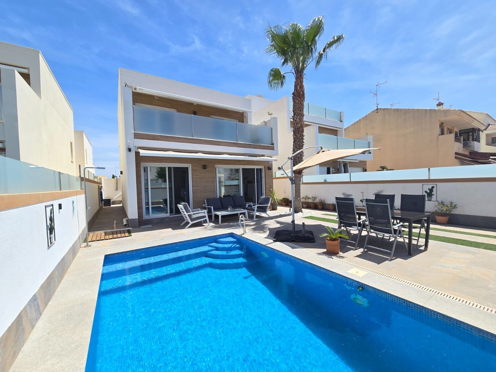 3-Bedroom Villa in Zona Pueblo, Pilar de la Horadada - Image 4