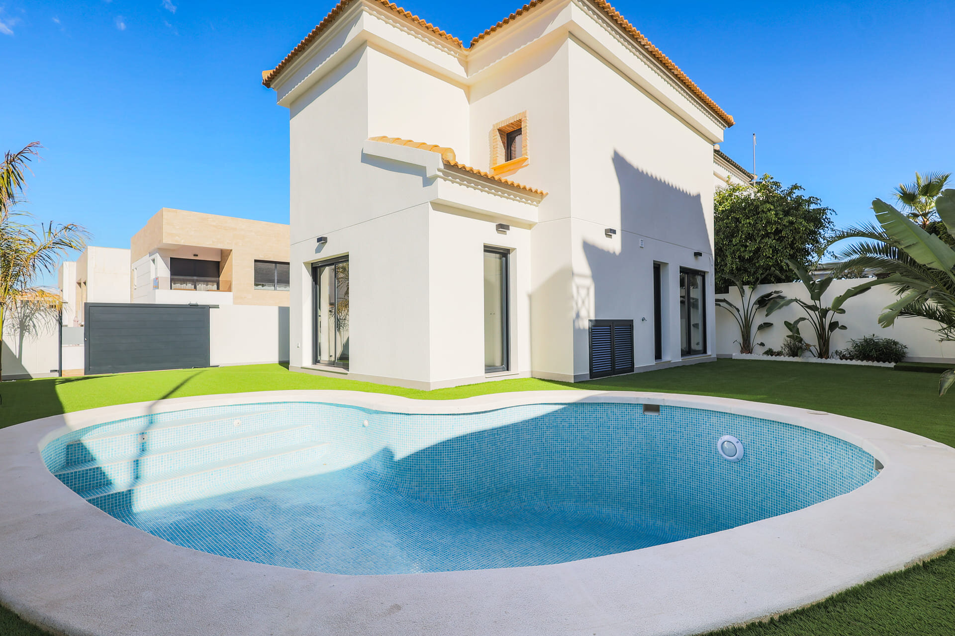 Villa met 3 Slaapkamers in Orihuela Costa - Image 25