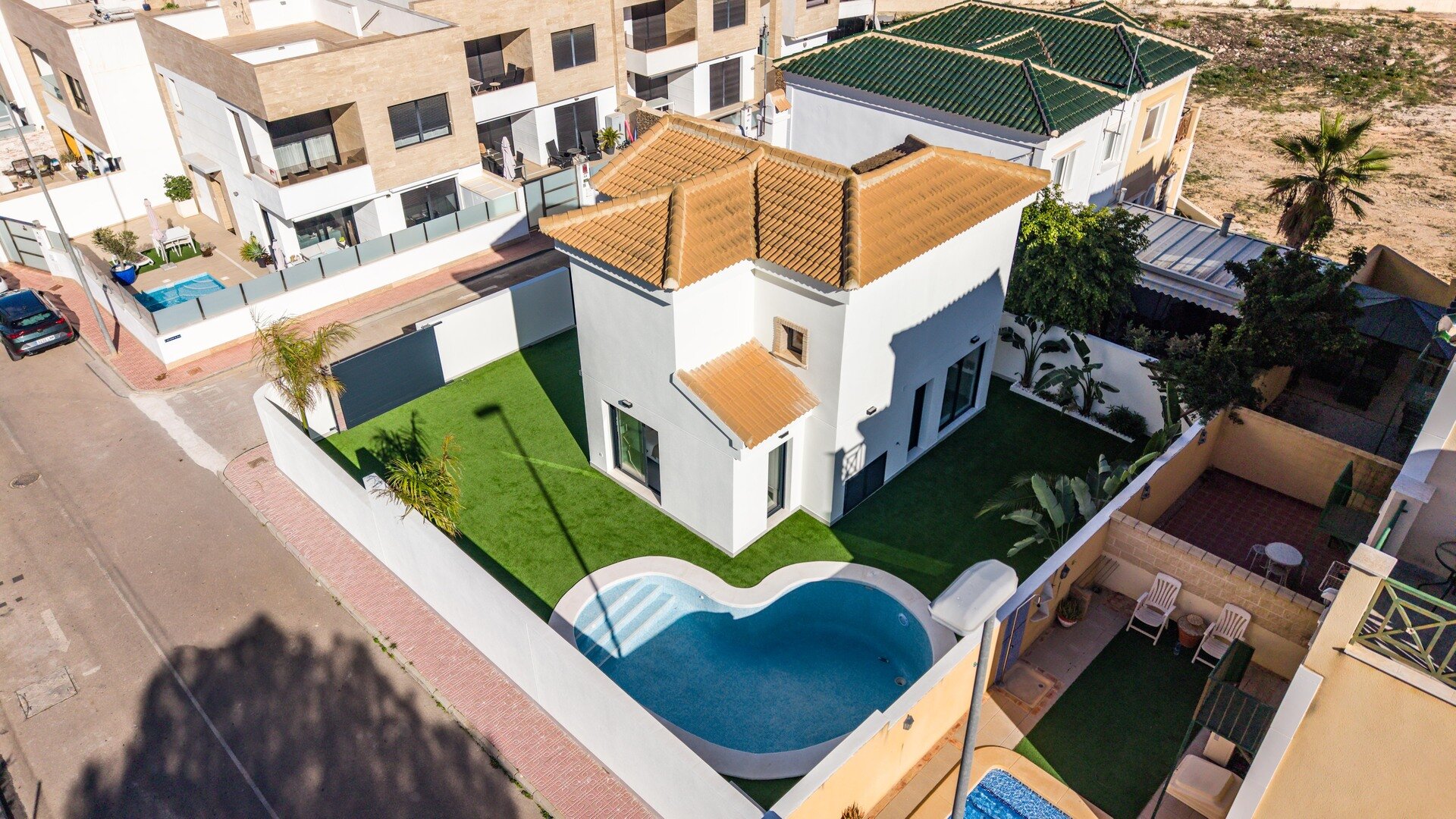 Villa met 3 Slaapkamers in Orihuela Costa - Image 4