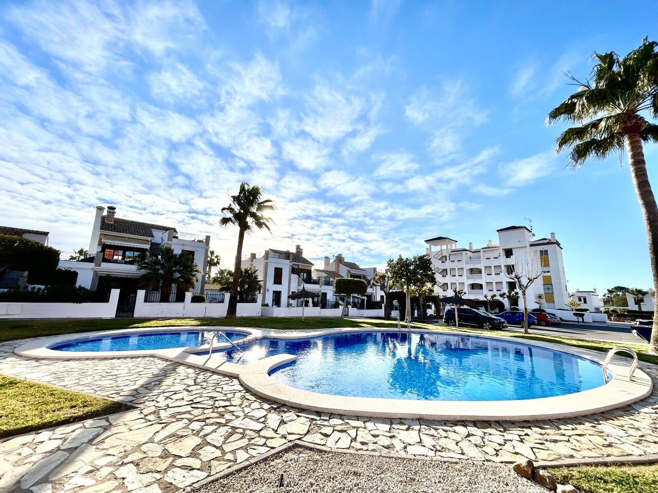 2-Bedroom Apartment in Villamartin, Orihuela Costa - Image 2