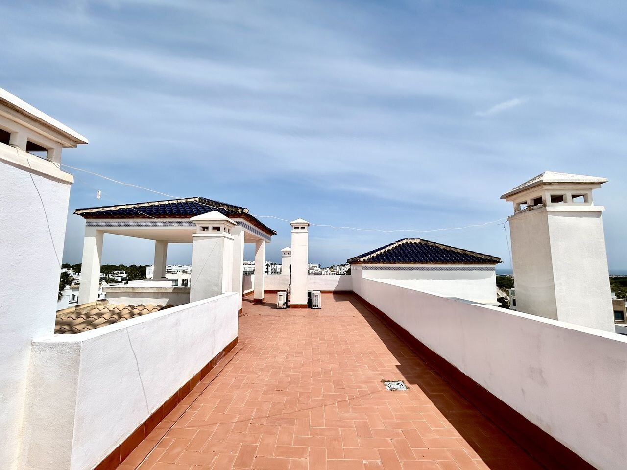 2-Bedroom Apartment in Villamartin, Orihuela Costa - Image 27