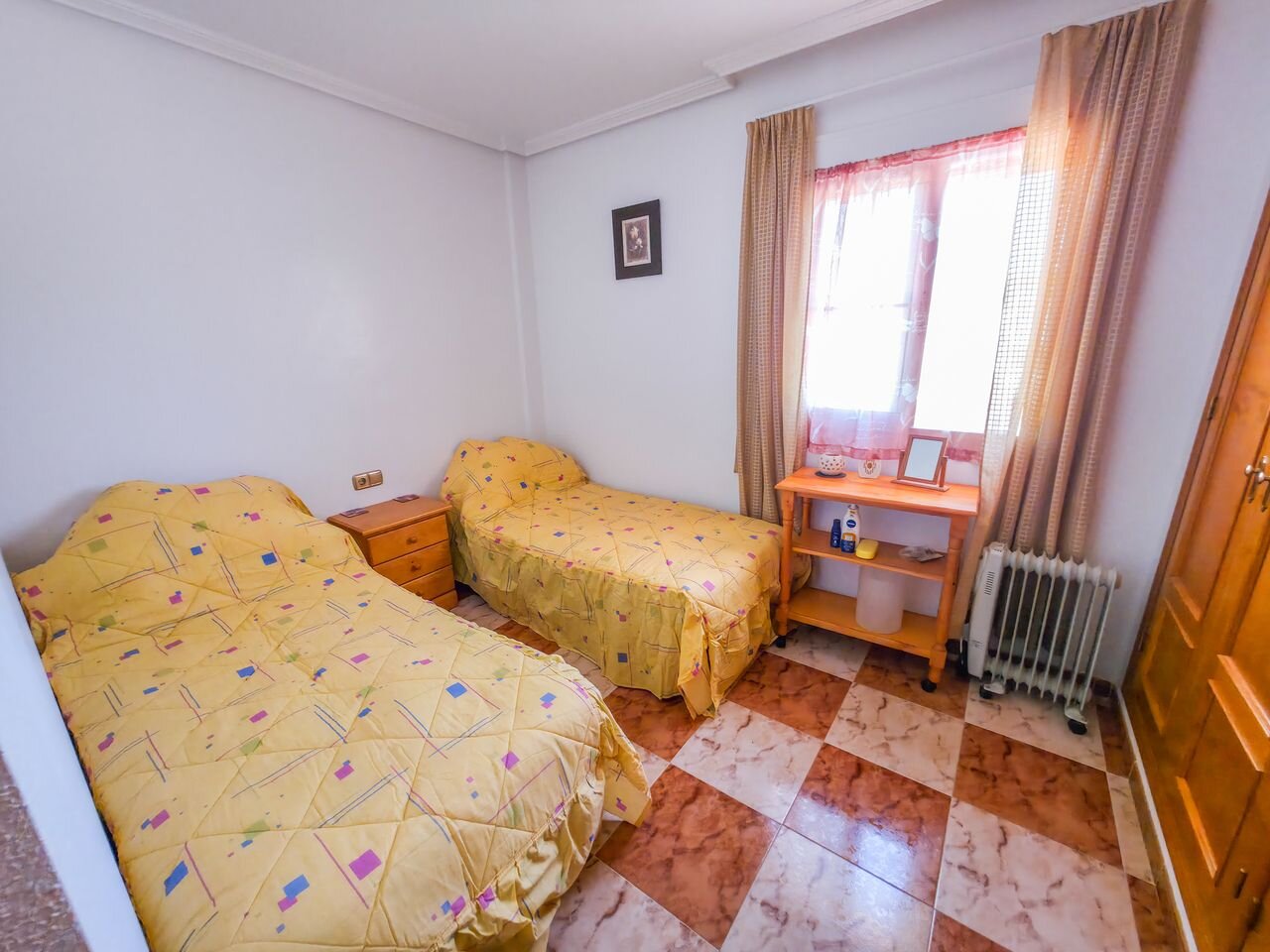 2-Bedroom Apartment in Cabo Roig, Orihuela Costa - Image 18