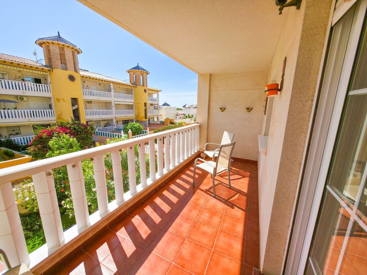 2-Bedroom Apartment in Cabo Roig, Orihuela Costa - Image 21
