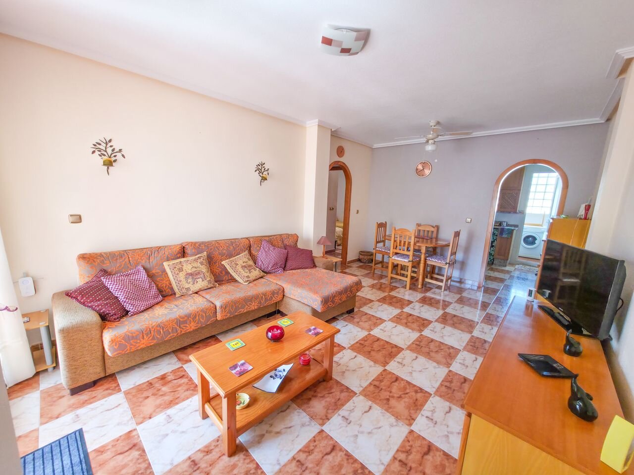 2-Bedroom Apartment in Cabo Roig, Orihuela Costa - Image 3