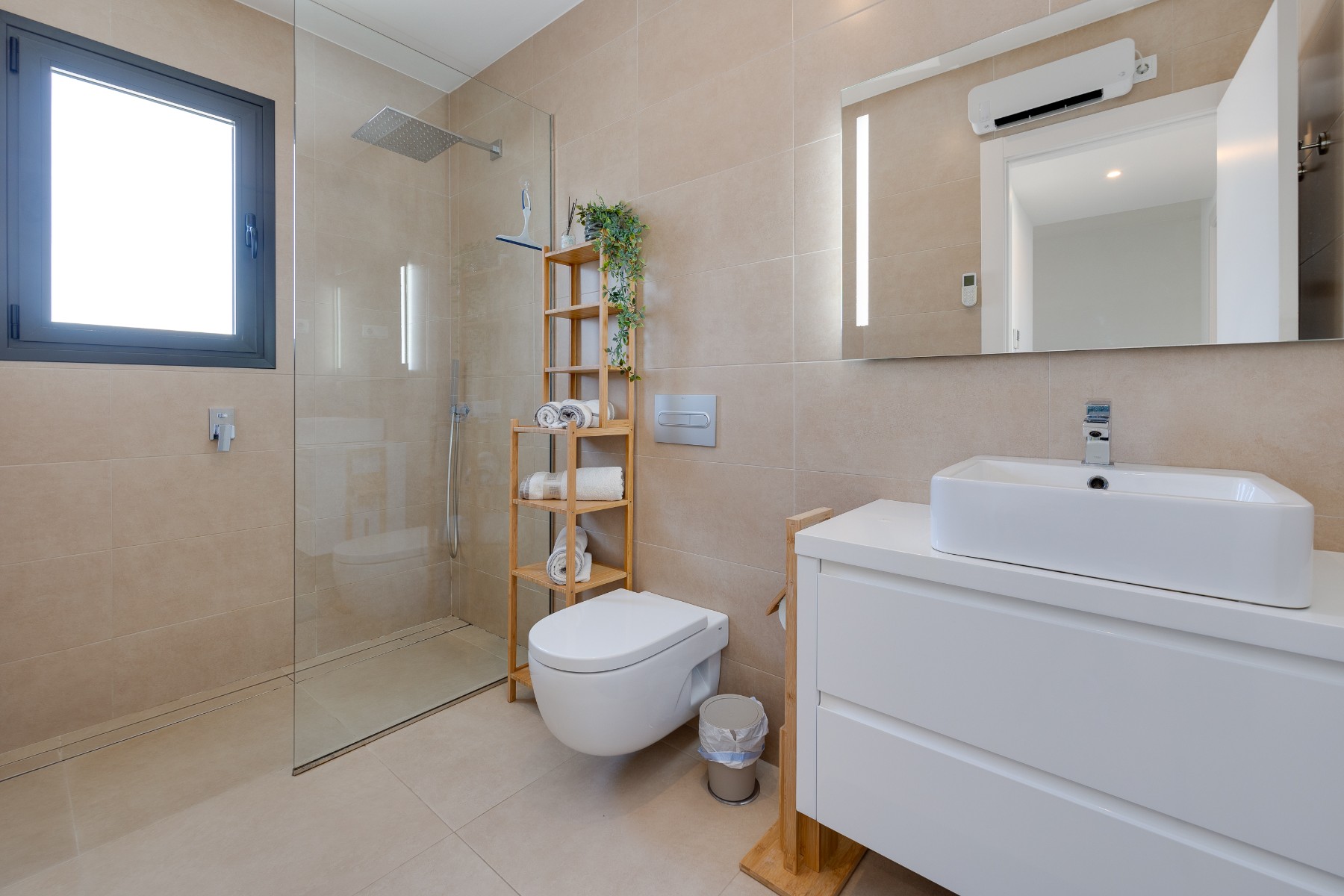 3-Bedroom Villa in San Javier - Image 41