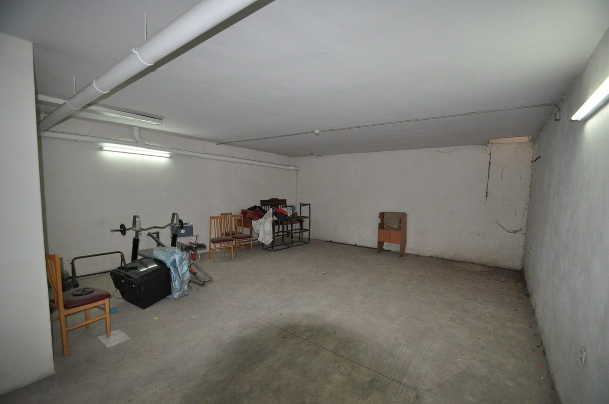 4-Bedroom Townhouse in  Pinoso | Sunny Casas - Costa Blan... - Image 18