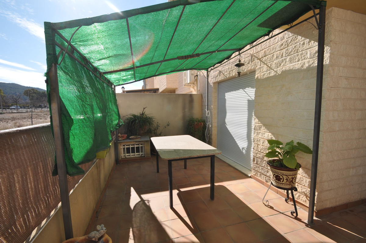 4-Bedroom Townhouse in  Pinoso | Sunny Casas - Costa Blan... - Image 19