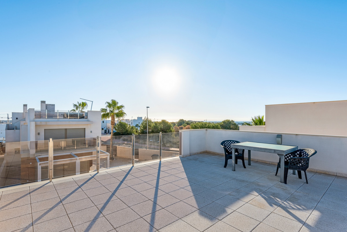 3-Bedroom Detached House in Villamartin, Orihuela Costa |... - Image 23