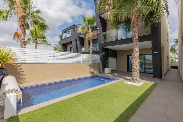 3-Bedroom Villa in Pueblo 4, Benijofar