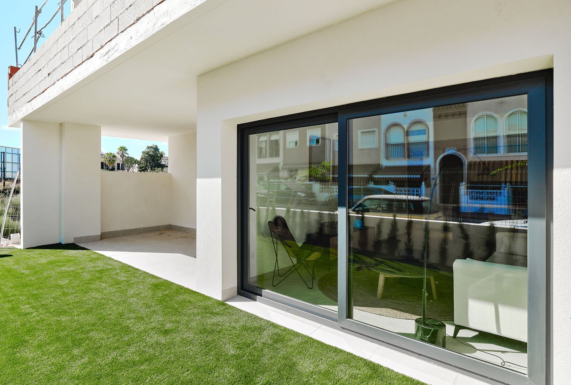2-Bedroom Bungalow in Torrevieja - Image 12