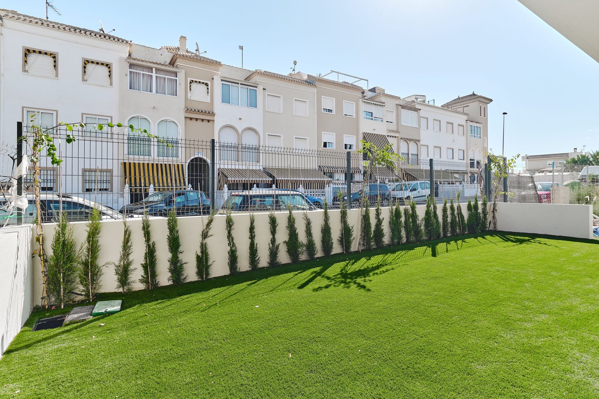 2-Bedroom Bungalow in Torrevieja - Image 13