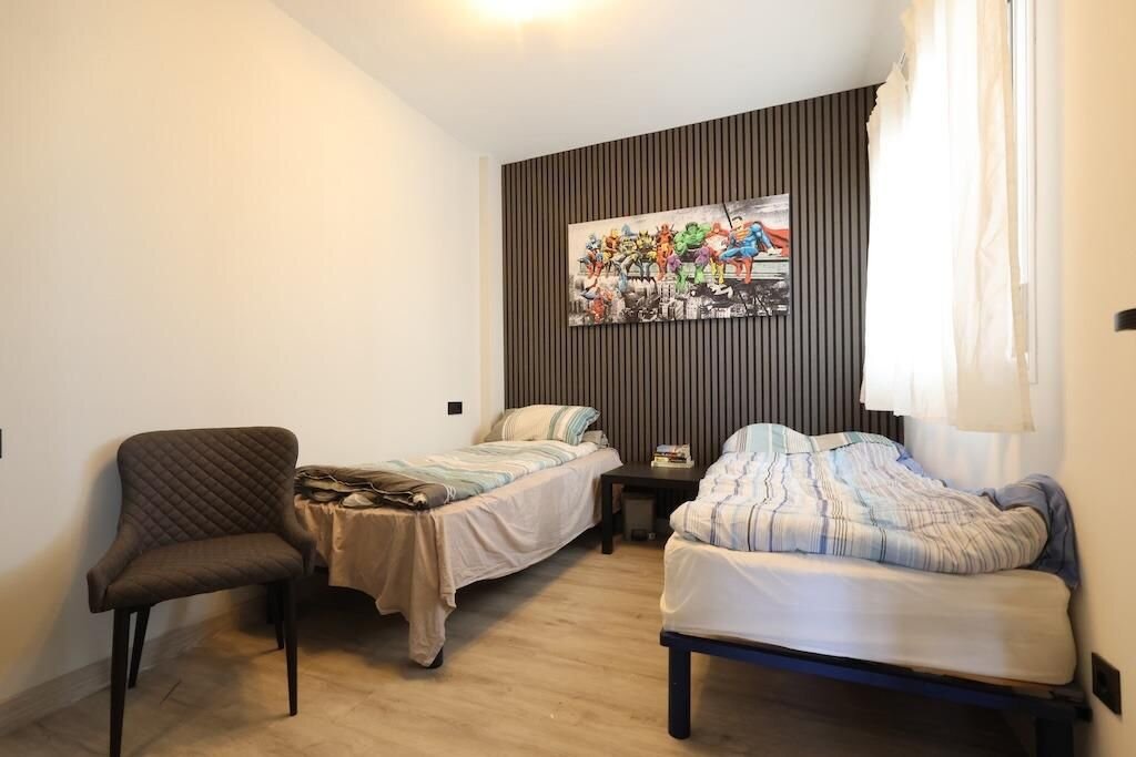 2-Bedroom Apartment in Cabo Roig, Orihuela Costa - Image 11
