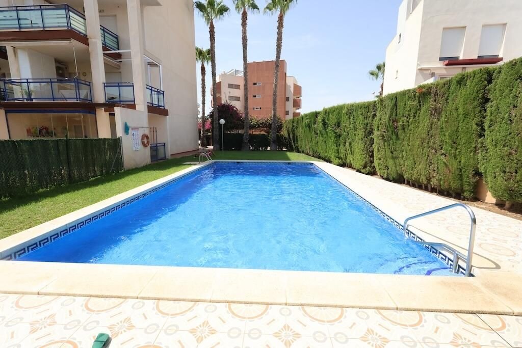 2-Bedroom Apartment in Cabo Roig, Orihuela Costa - Image 19