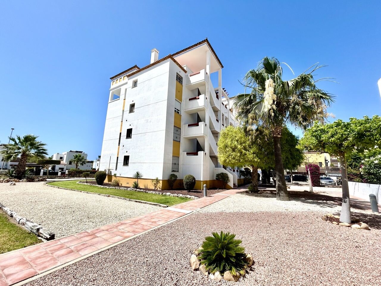 2-Bedroom Apartment in Villamartín-las Filipinas, Orihuela Costa - Image 1