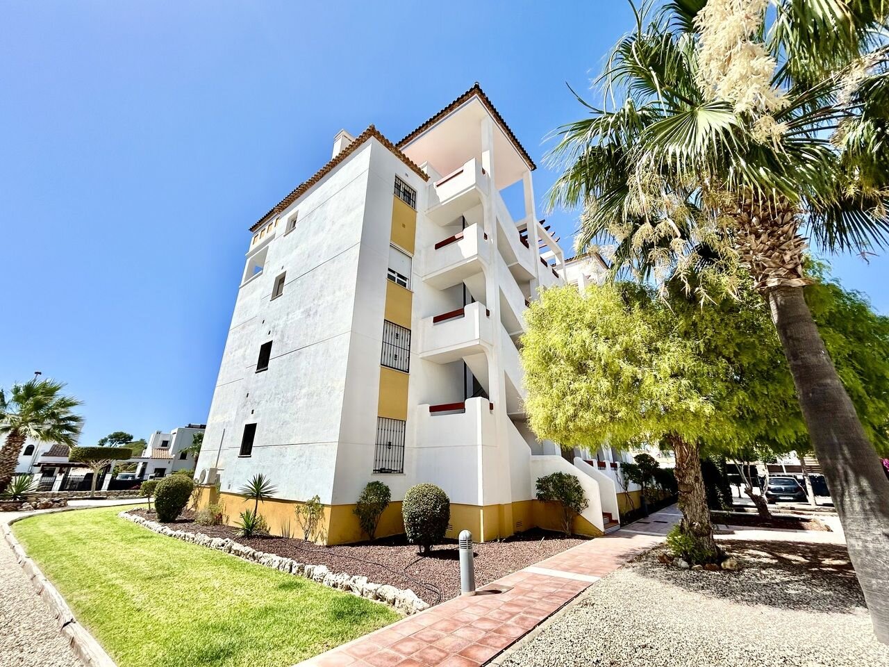 2-Bedroom Apartment in Villamartín-las Filipinas, Orihuela Costa - Image 25