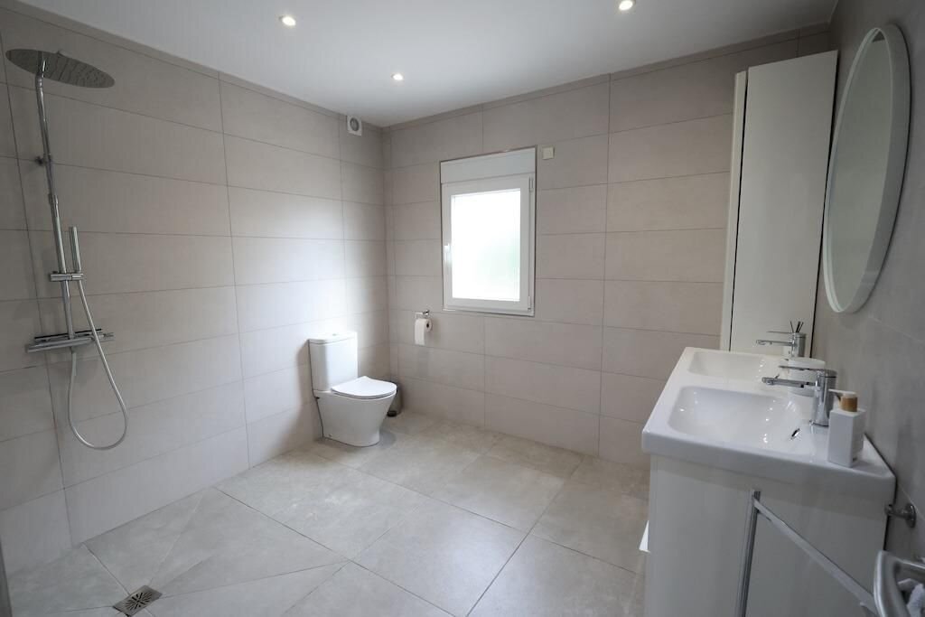 5-Bedroom Villa in Los Balcones - Los Altos del Edén, Torrevieja - Image 20