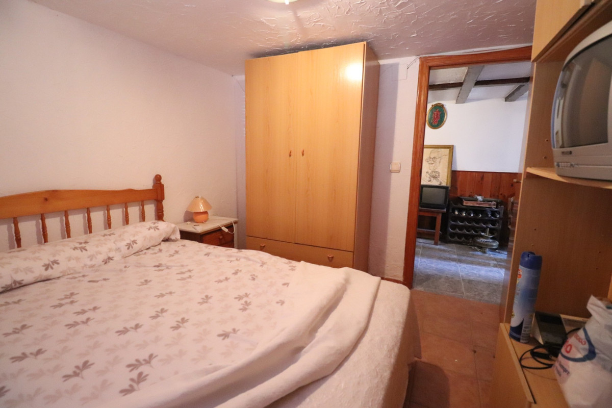 3-Bedroom Townhouse in Benijofar | Sunny Casas - Costa B... - Image 13