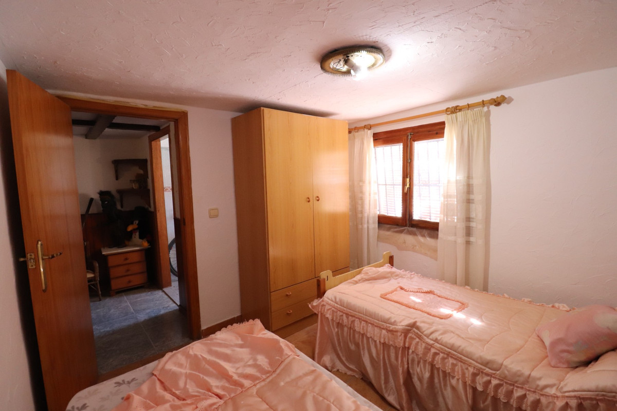 3-Bedroom Townhouse in Benijofar | Sunny Casas - Costa B... - Image 16