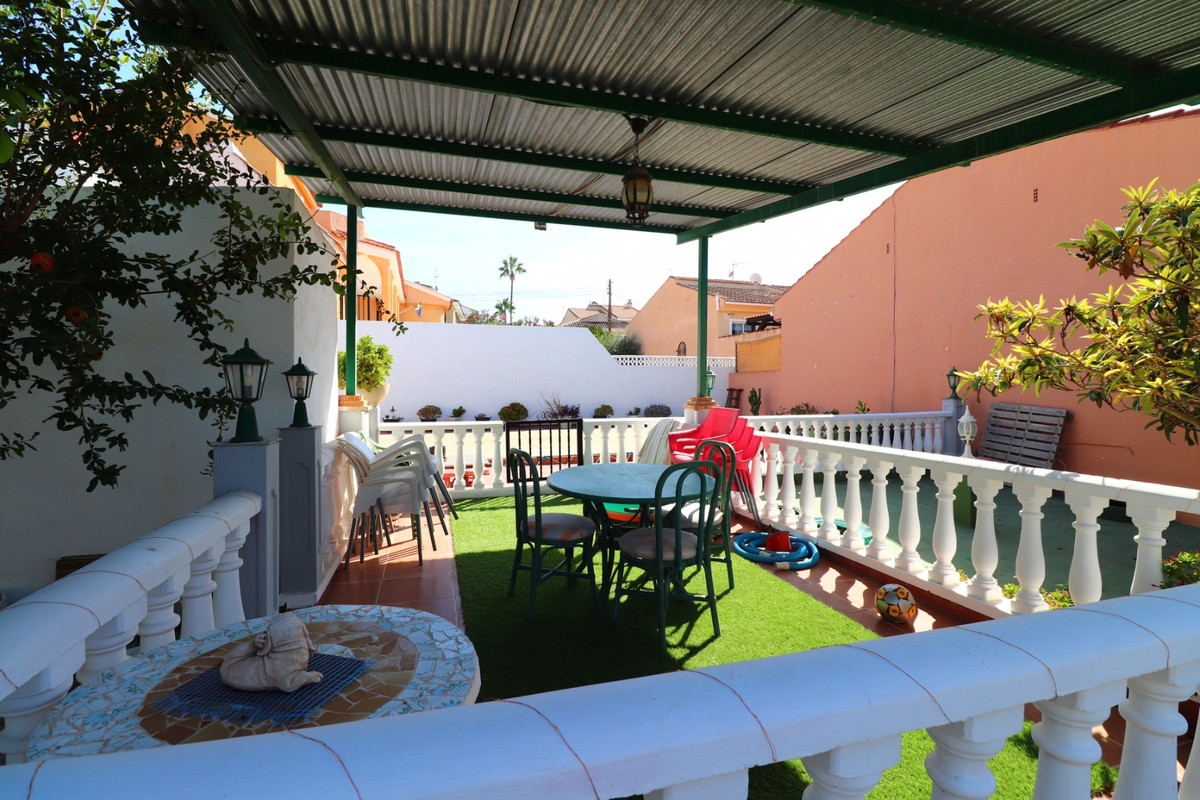 3-Bedroom Townhouse in Benijofar | Sunny Casas - Costa B... - Image 20