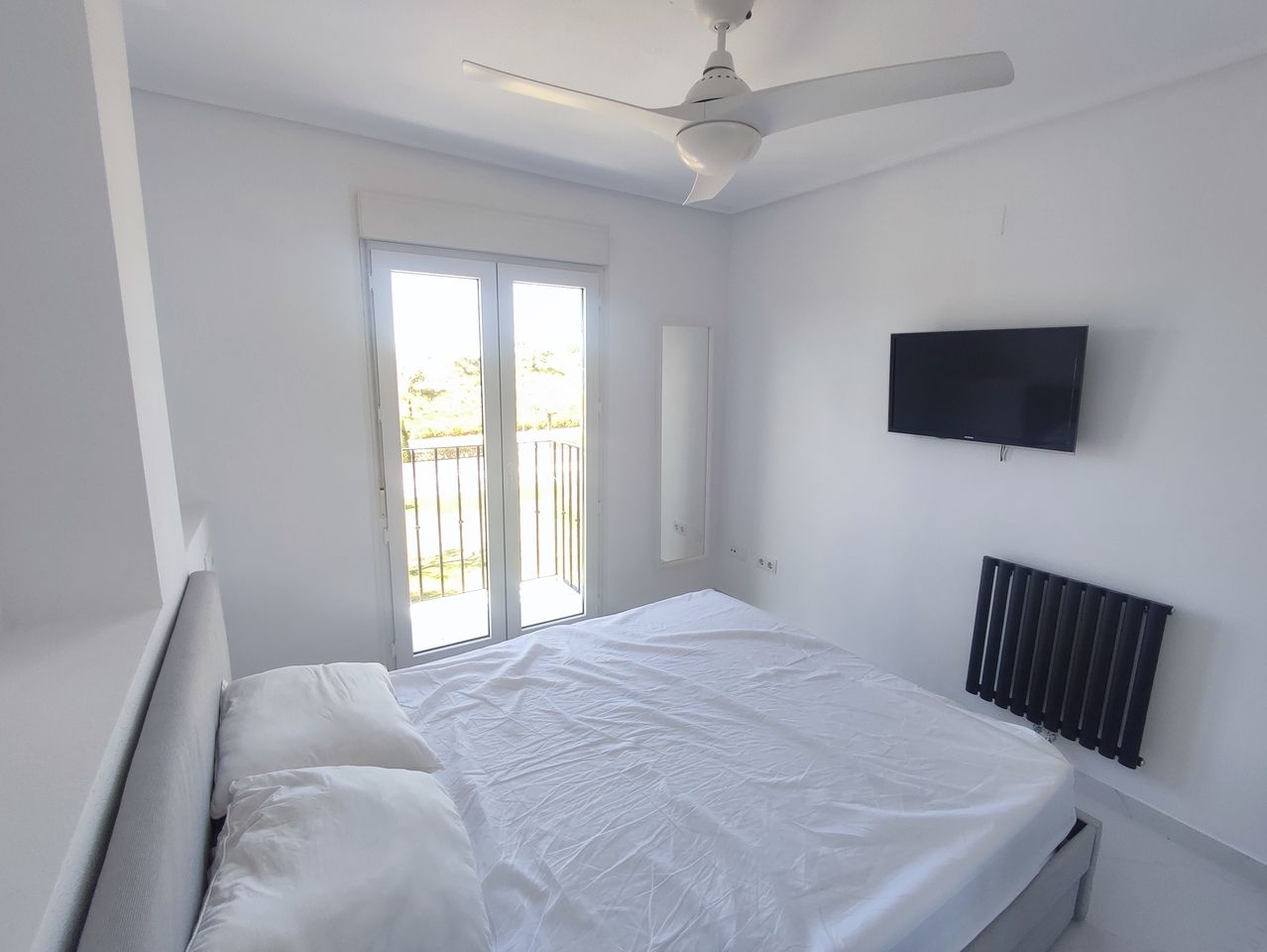 2-Bedroom Apartment in Sucina, Sucina - Image 20