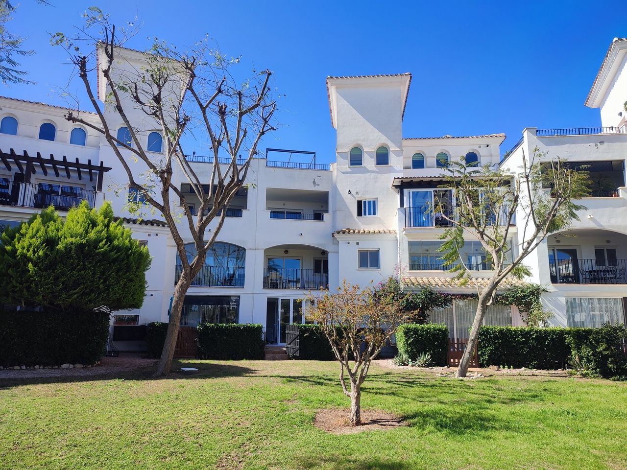 2-Bedroom Apartment in Sucina, Sucina - Image 30