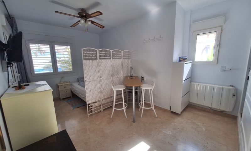 3-Bedroom Villa in San Miguel de Salinas - Image 34