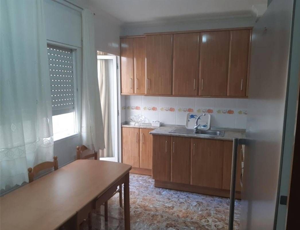 3-Bedroom Apartment in Torre - Pacheco - Image 9