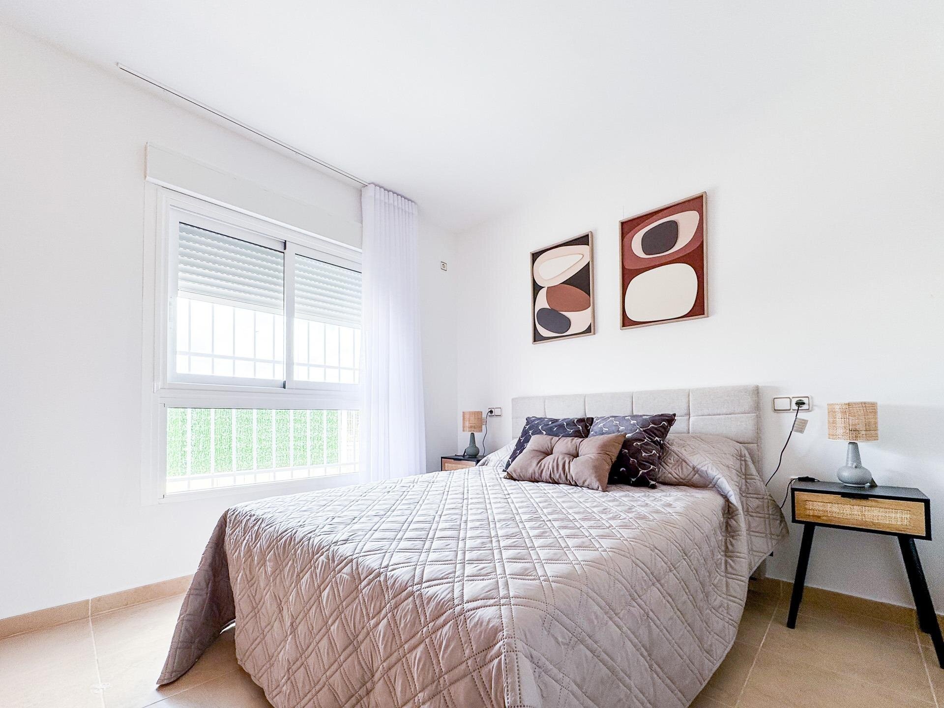 Nuevos Apartamentos en Primera Planta en Lomas de Cabo Roig - Image 8