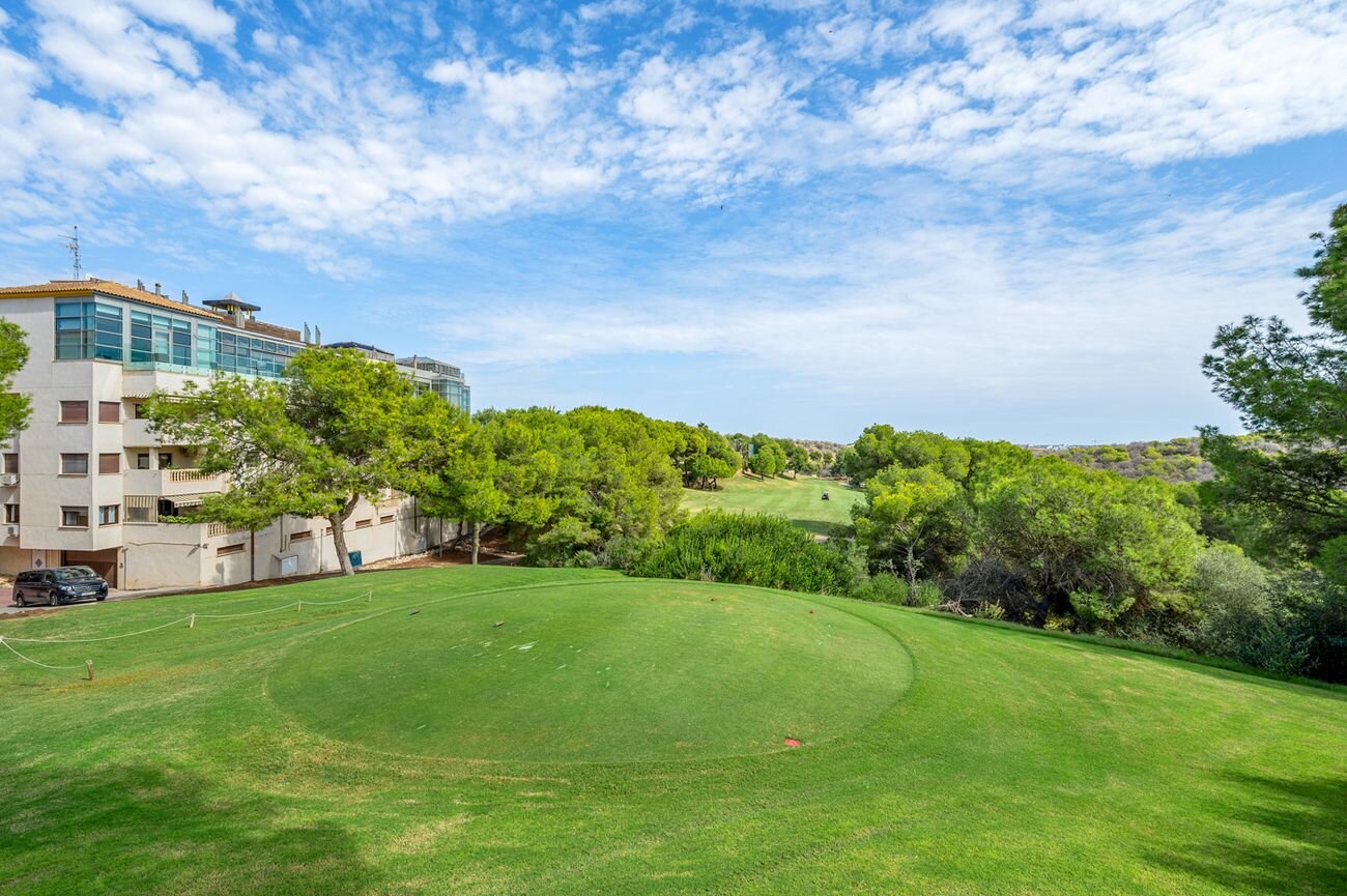 3-Bedroom Penthouse Duplex in Las Ramblas, Orihuela Costa - Image 31