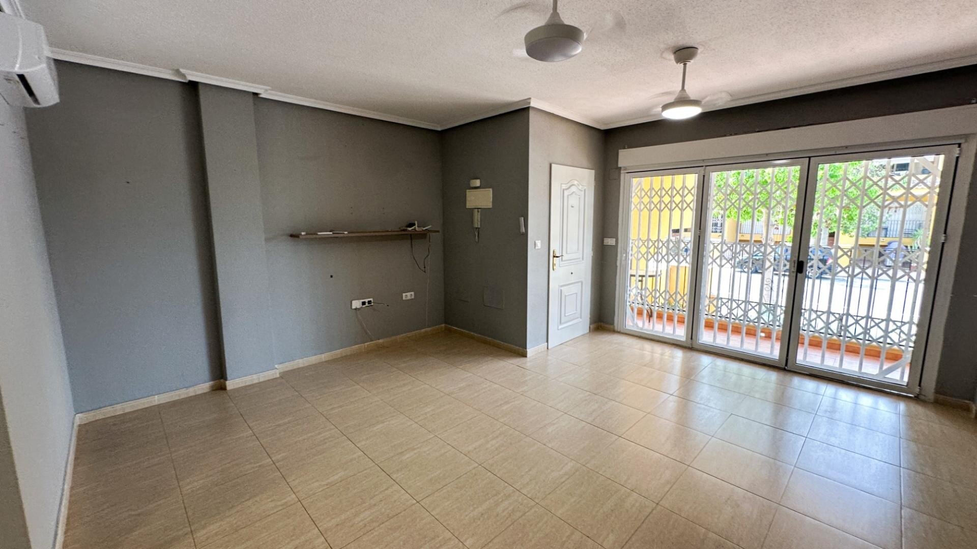 Bungalow de 2 Chambres à Comunidad Valenciana, Daya Nueva - Image 10