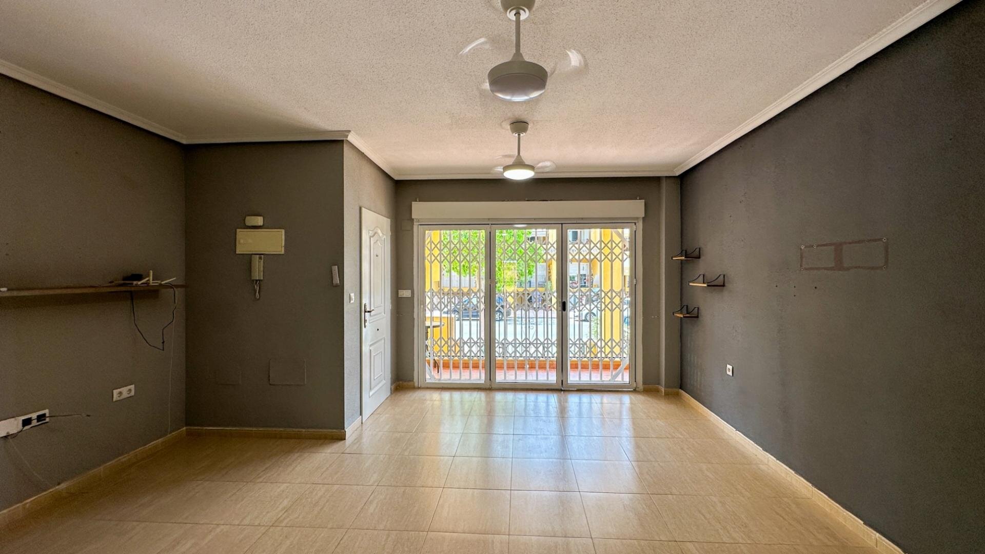 Bungalow de 2 Chambres à Comunidad Valenciana, Daya Nueva - Image 9