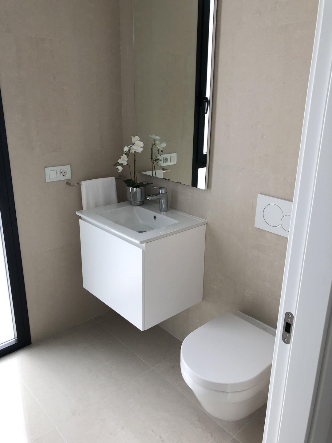 4-Bedroom Villa in Rojales - Image 19