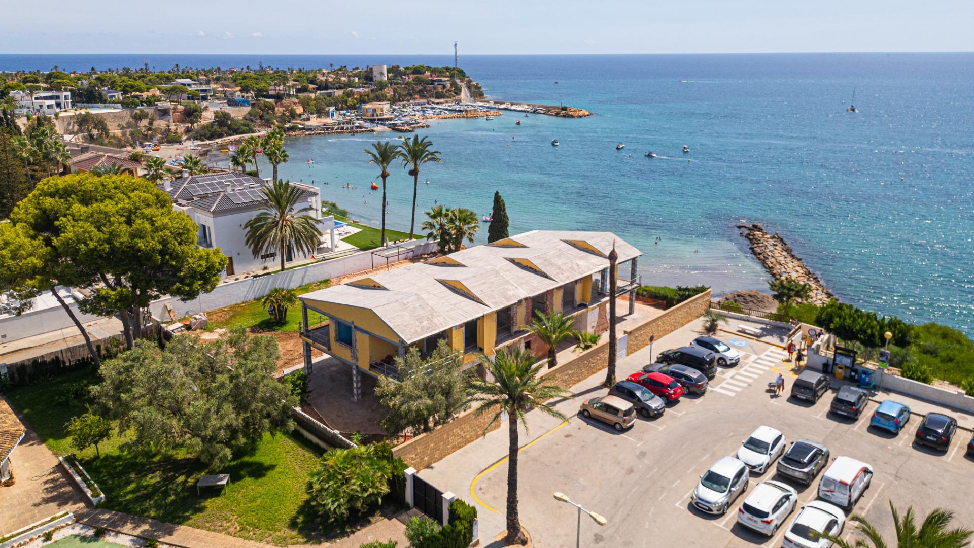 6-Bedroom Villa in Cabo Roig, Cabo Roig - Image 1